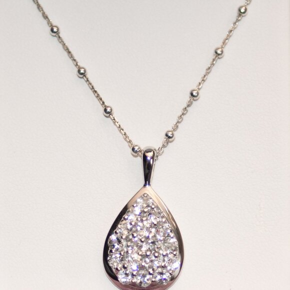 White Topaz Necklace 24" - Picture 1 of 3